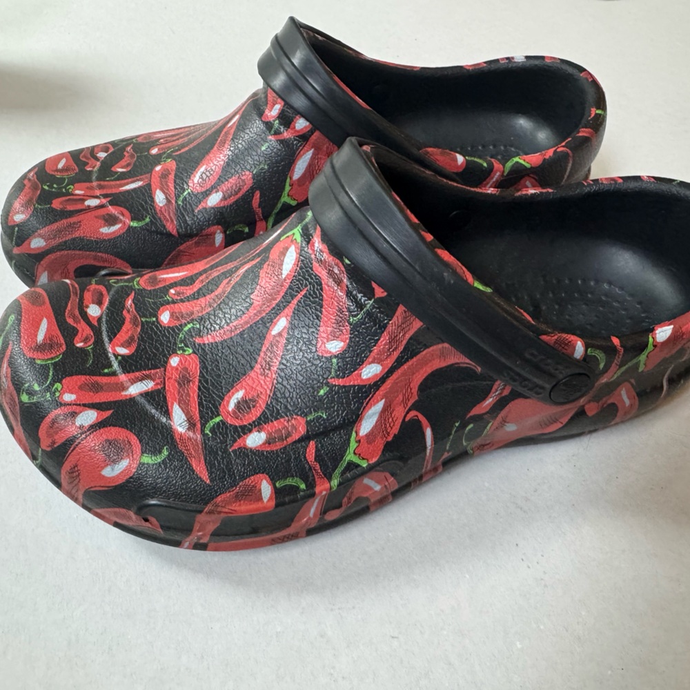 Chili Pepper Patterned Crocs